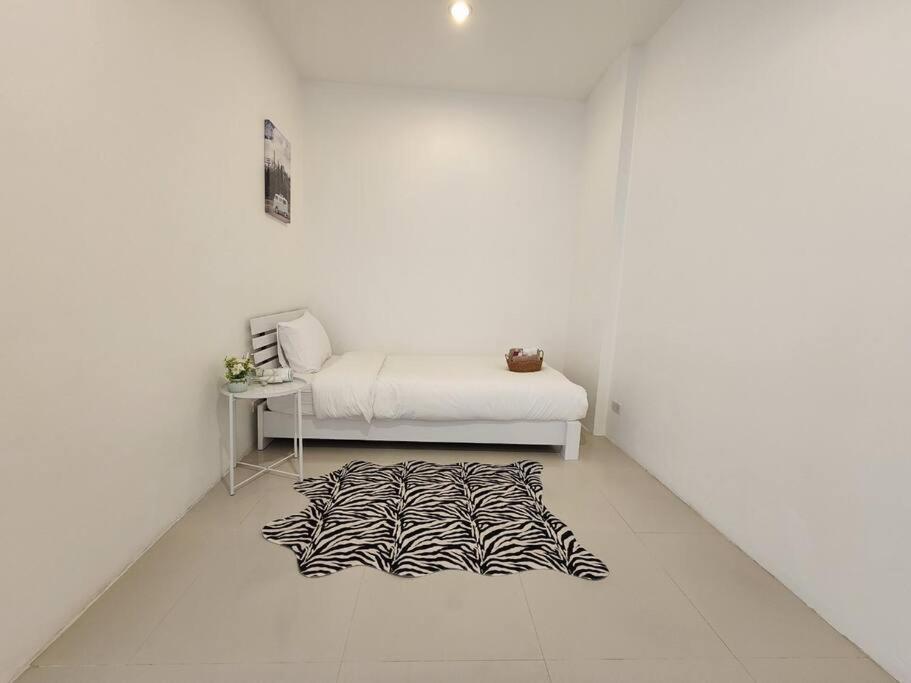 Boxsoon Nimman 3 # 4Beds 4Bahts Villa Chiang Mai Exterior photo