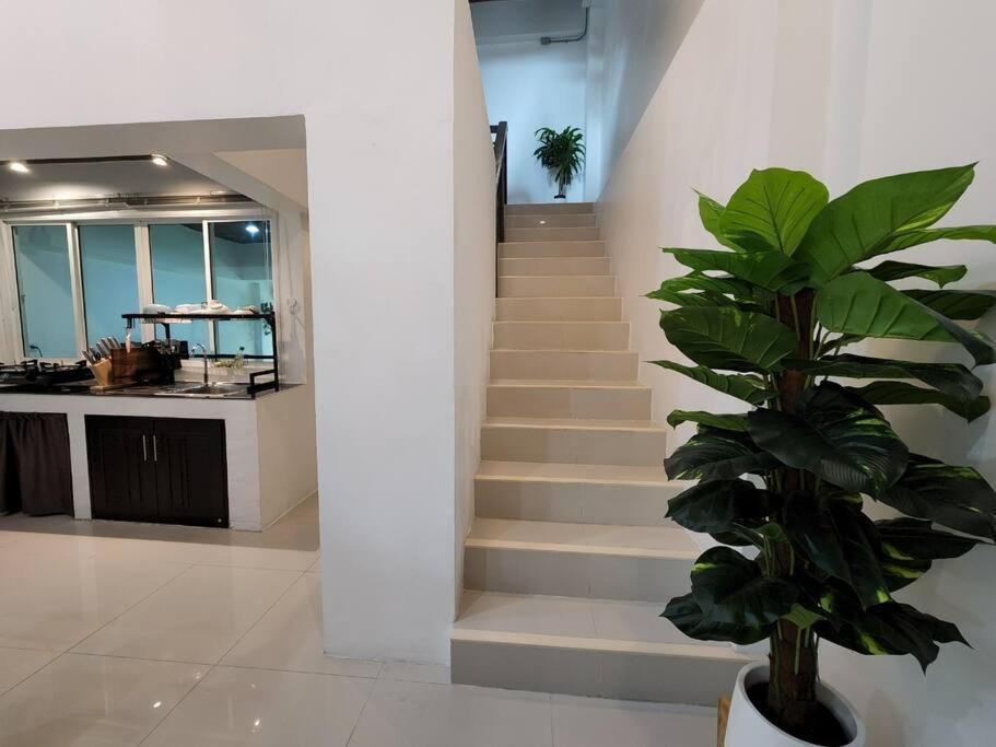Boxsoon Nimman 3 # 4Beds 4Bahts Villa Chiang Mai Exterior photo