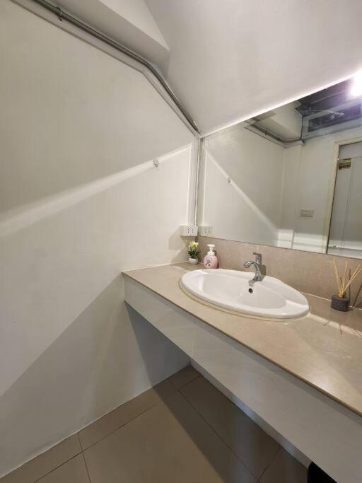 Boxsoon Nimman 3 # 4Beds 4Bahts Villa Chiang Mai Exterior photo