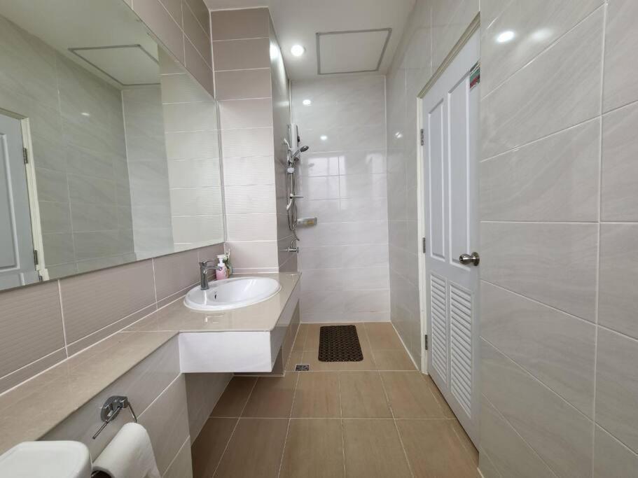 Boxsoon Nimman 3 # 4Beds 4Bahts Villa Chiang Mai Exterior photo